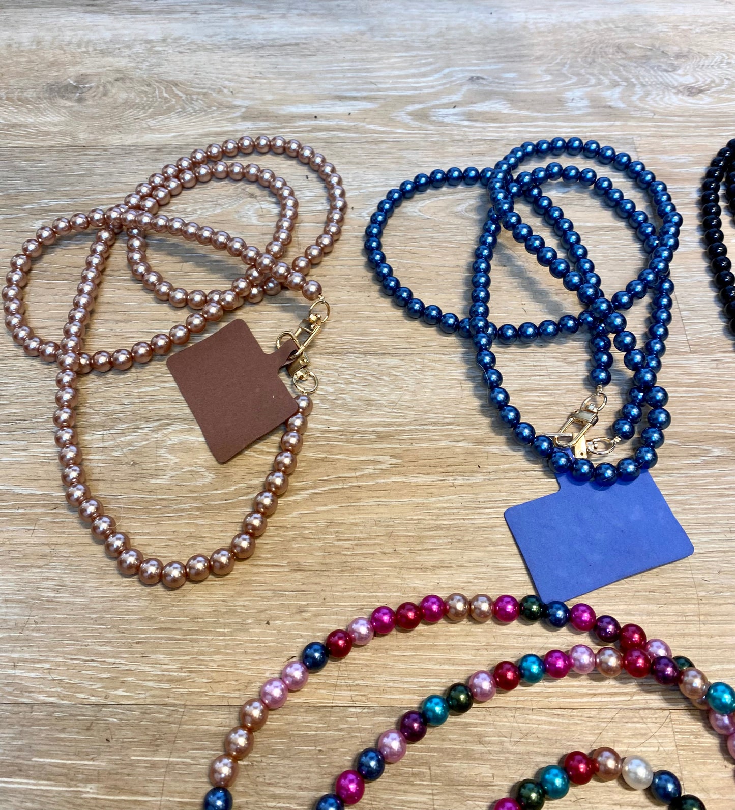 Collana porta cellulare