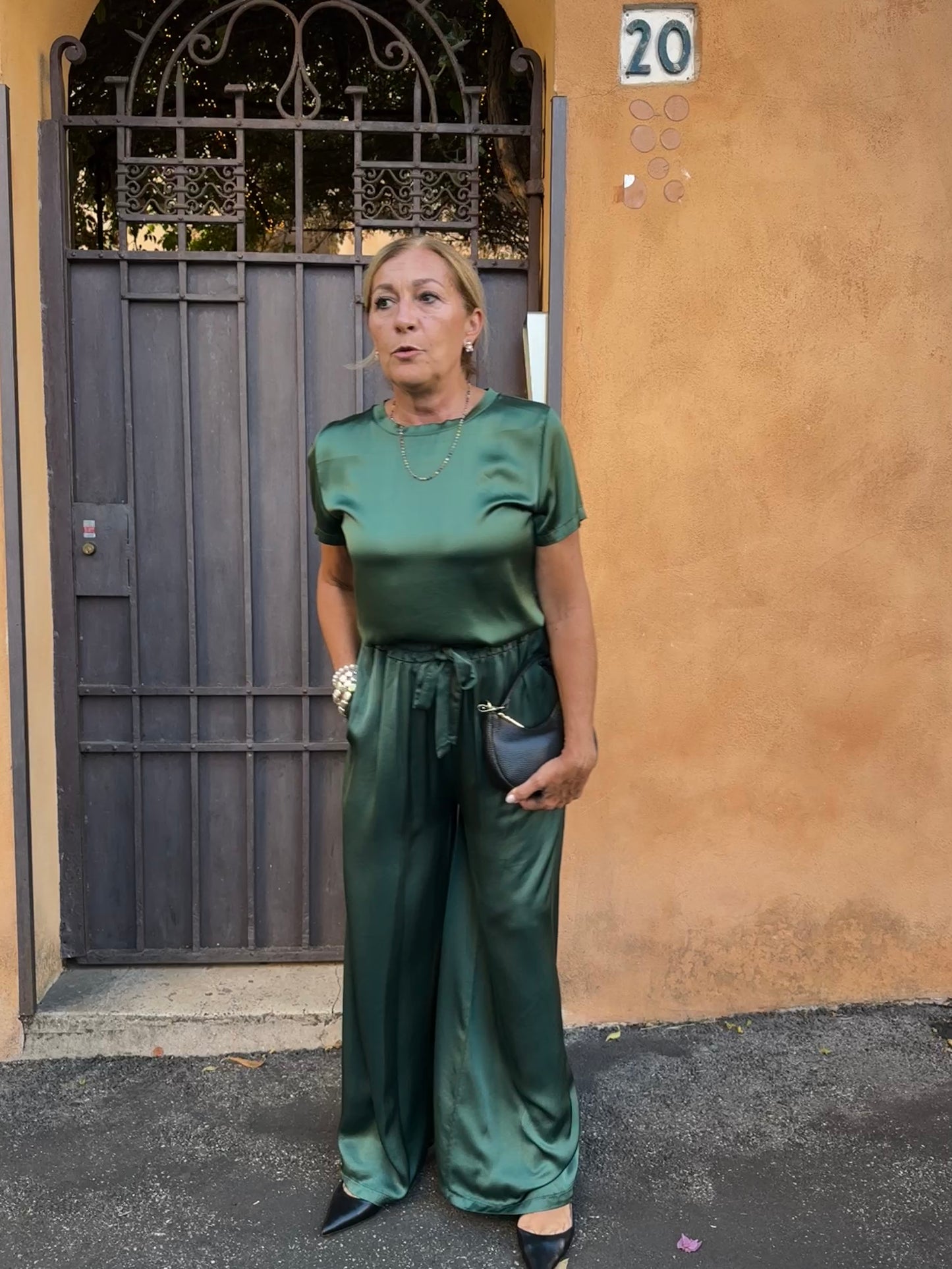 PANTALONI IN RASO