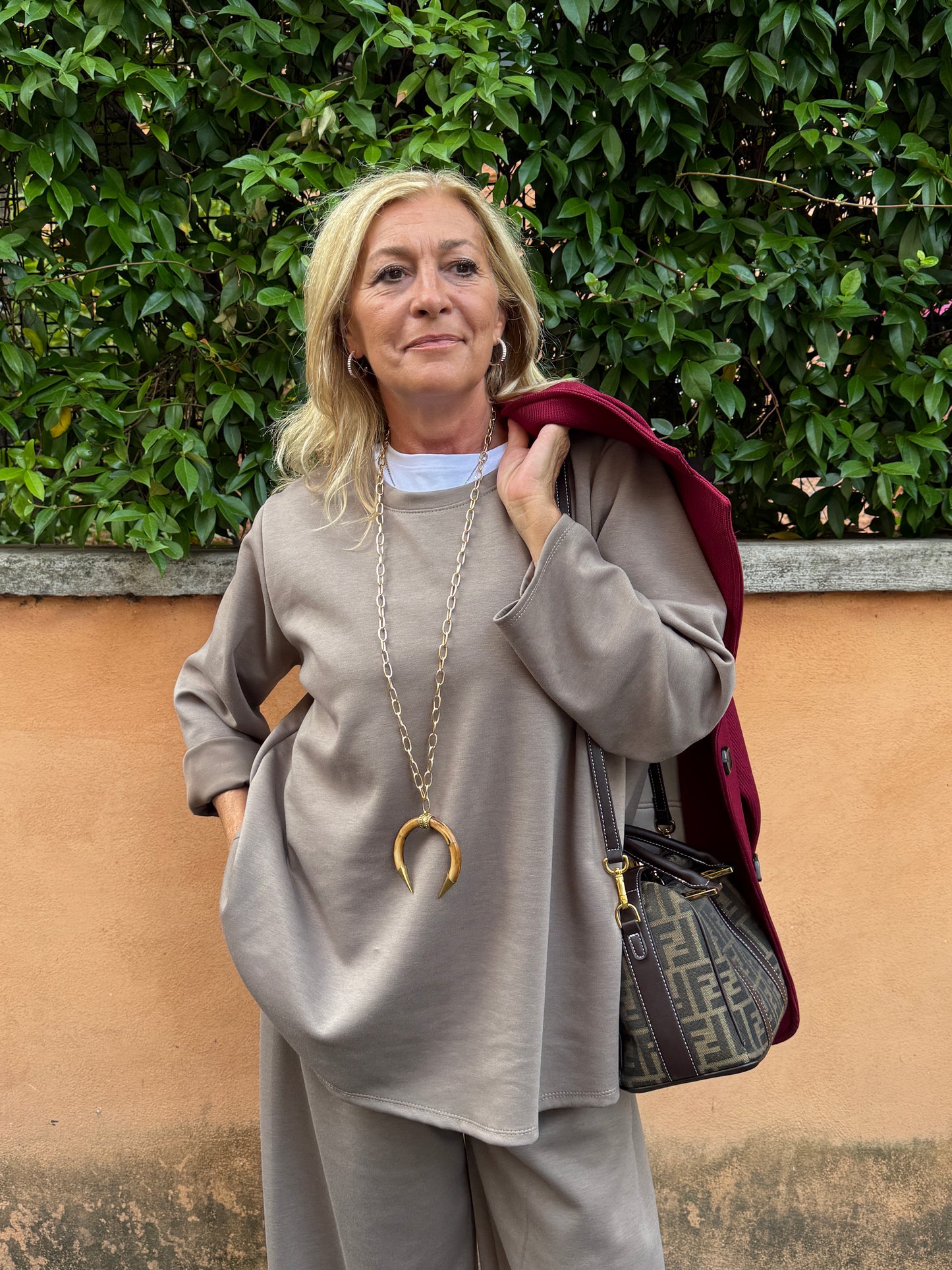 Collana lunga corno mezzaluna