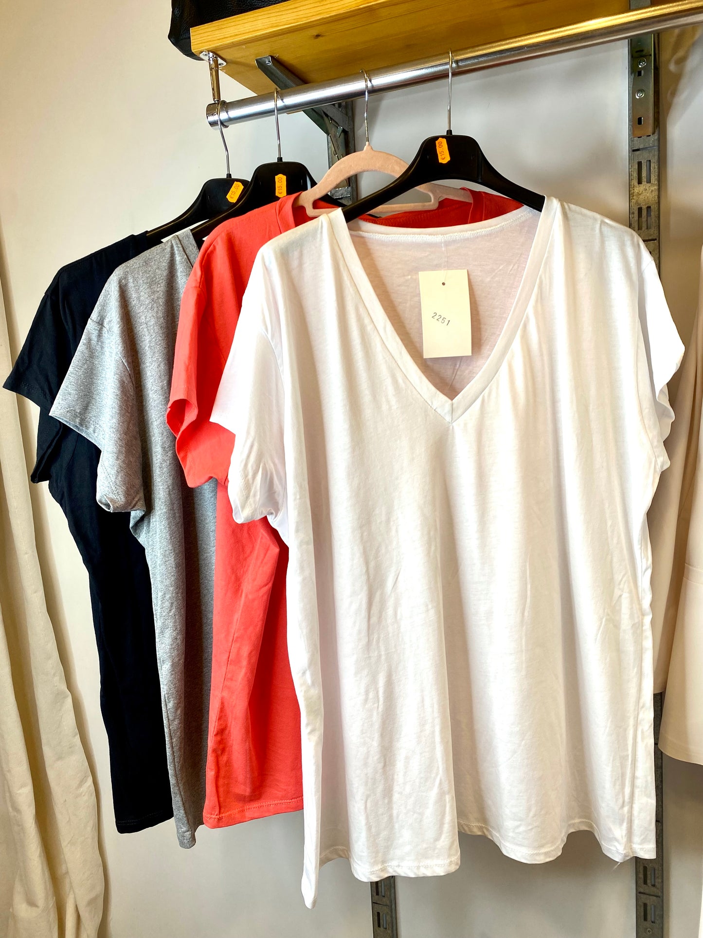 T-shirt a V over 2251