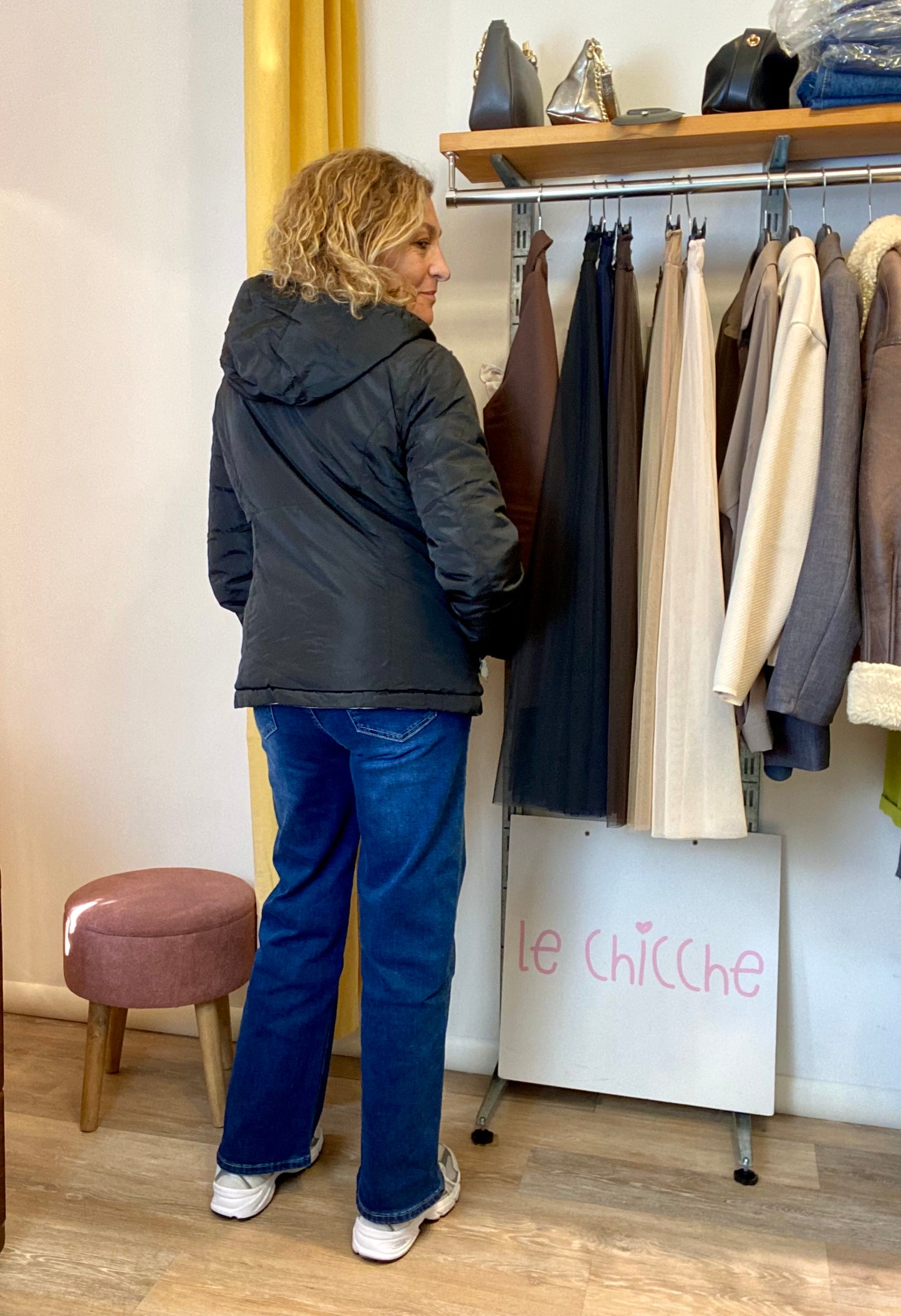 Giacca a vento Priscilla nera 81281