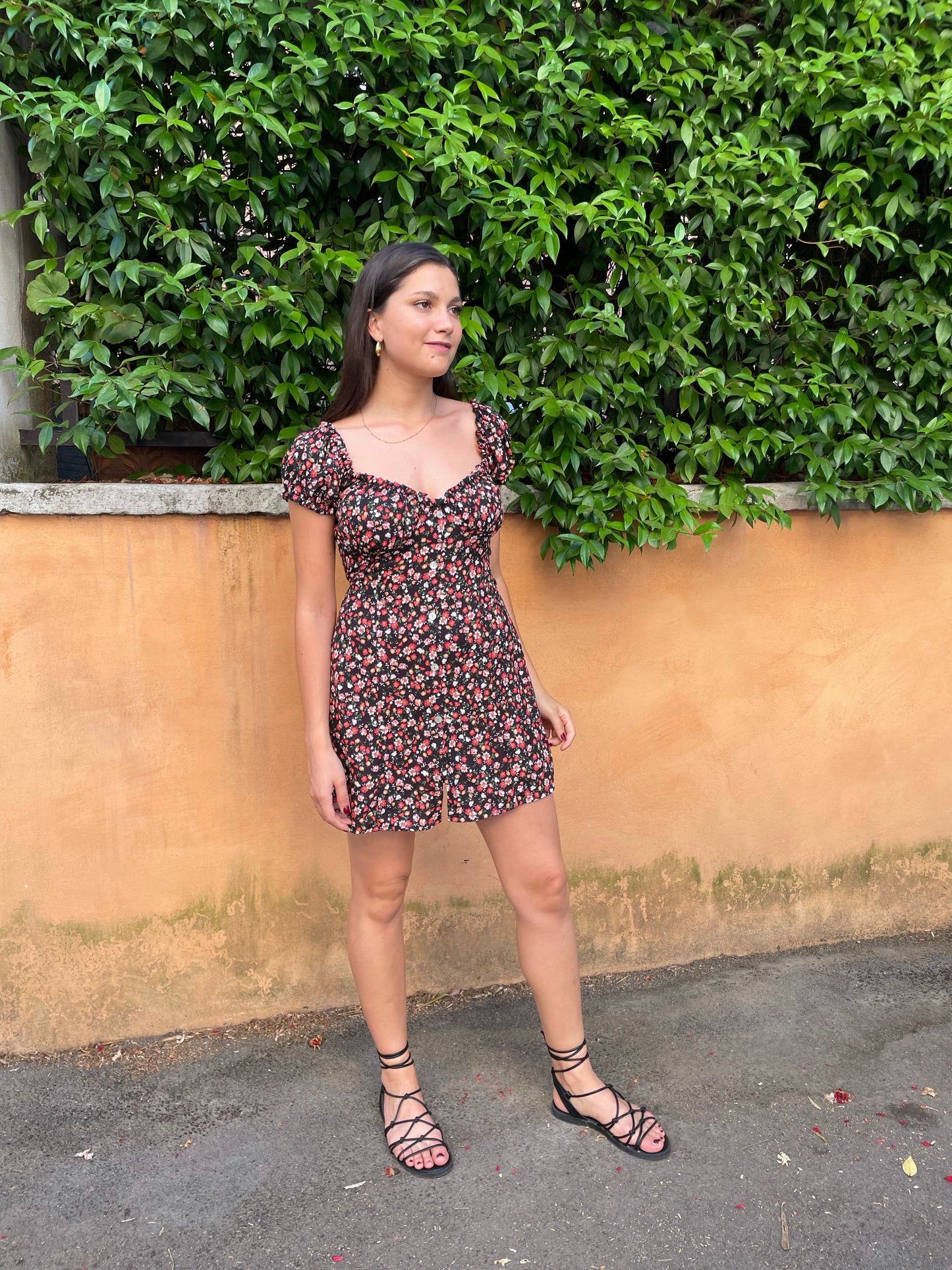 Abito Ada