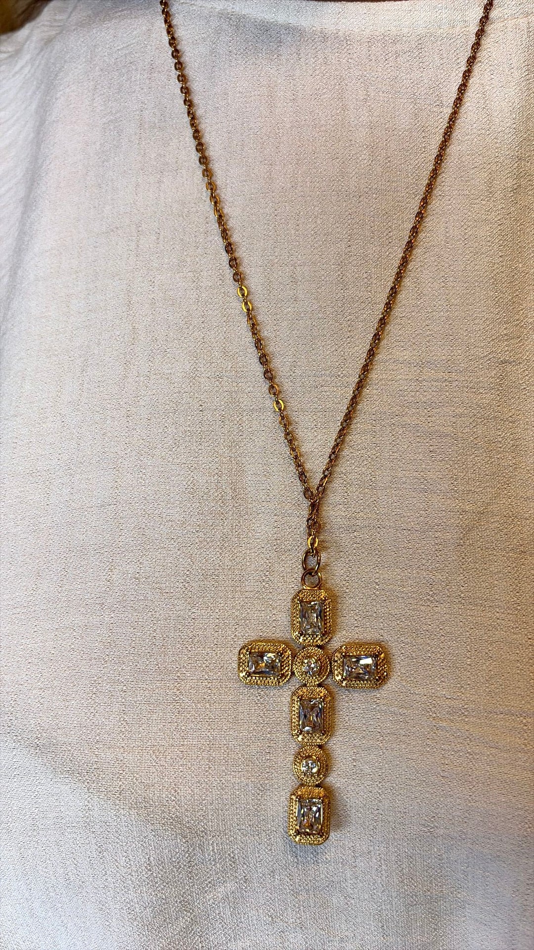Collana lunga croce