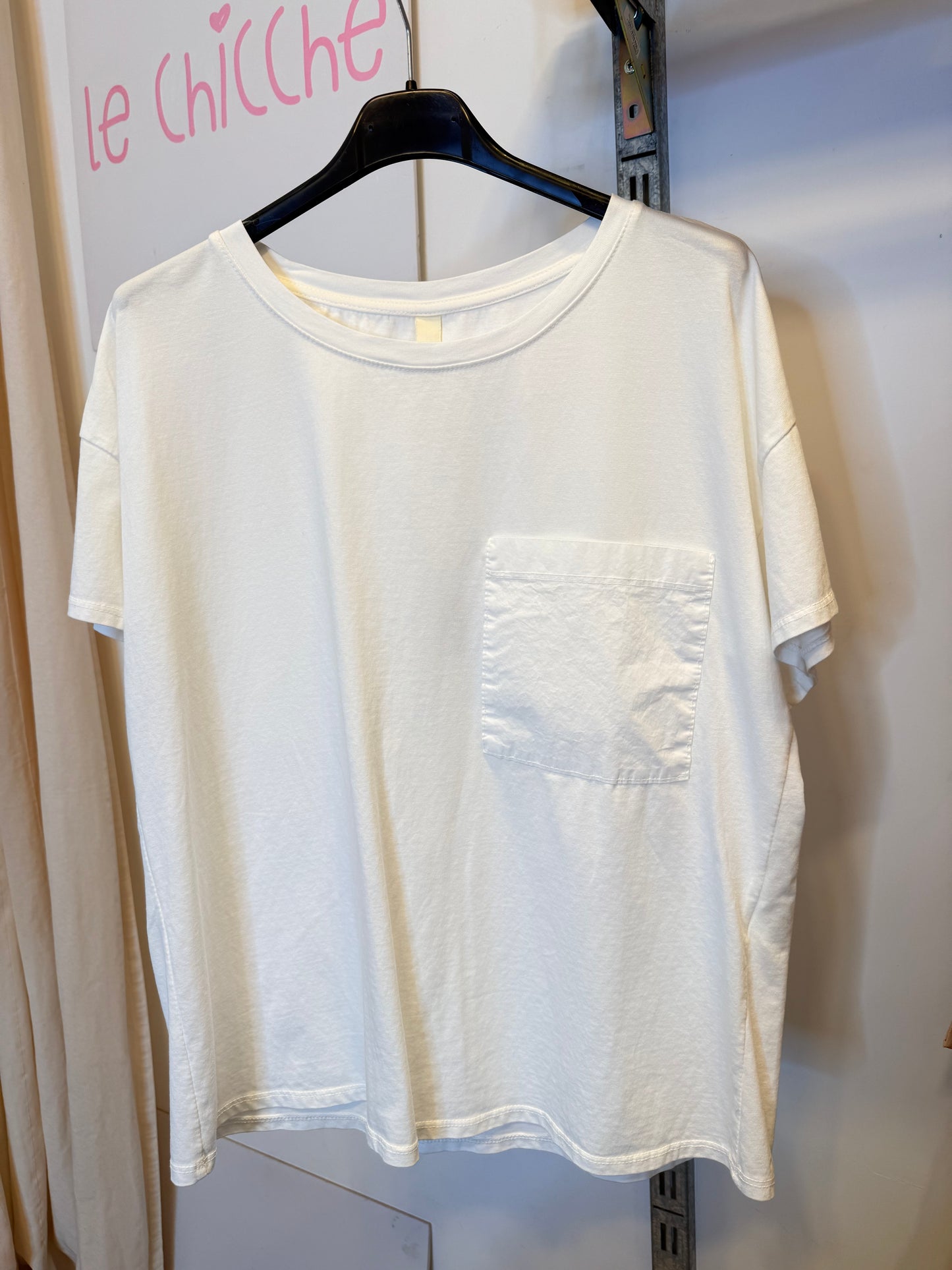 T-shirt scatoletta taschino bianca