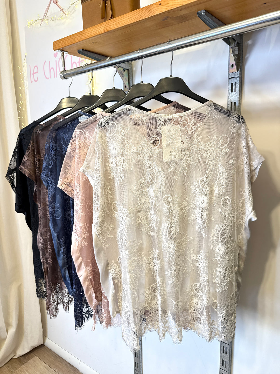 Blusa schiena pizzo
