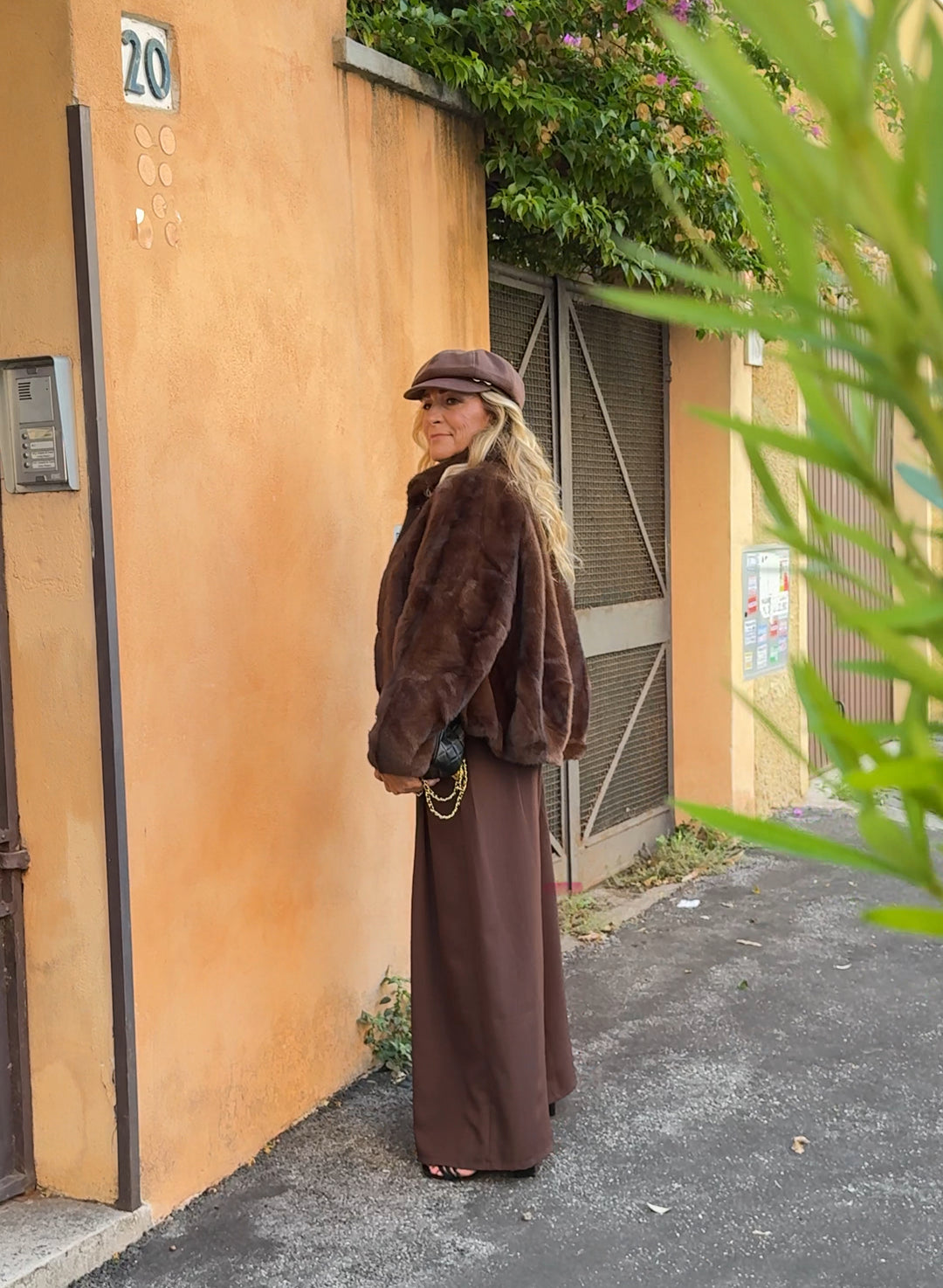 Pelliccia bottoni gioiello