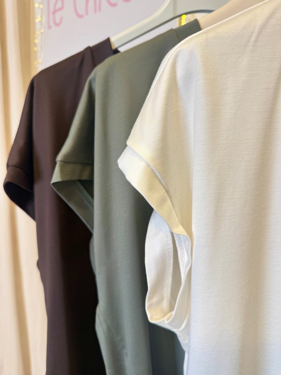 T-shirt a V