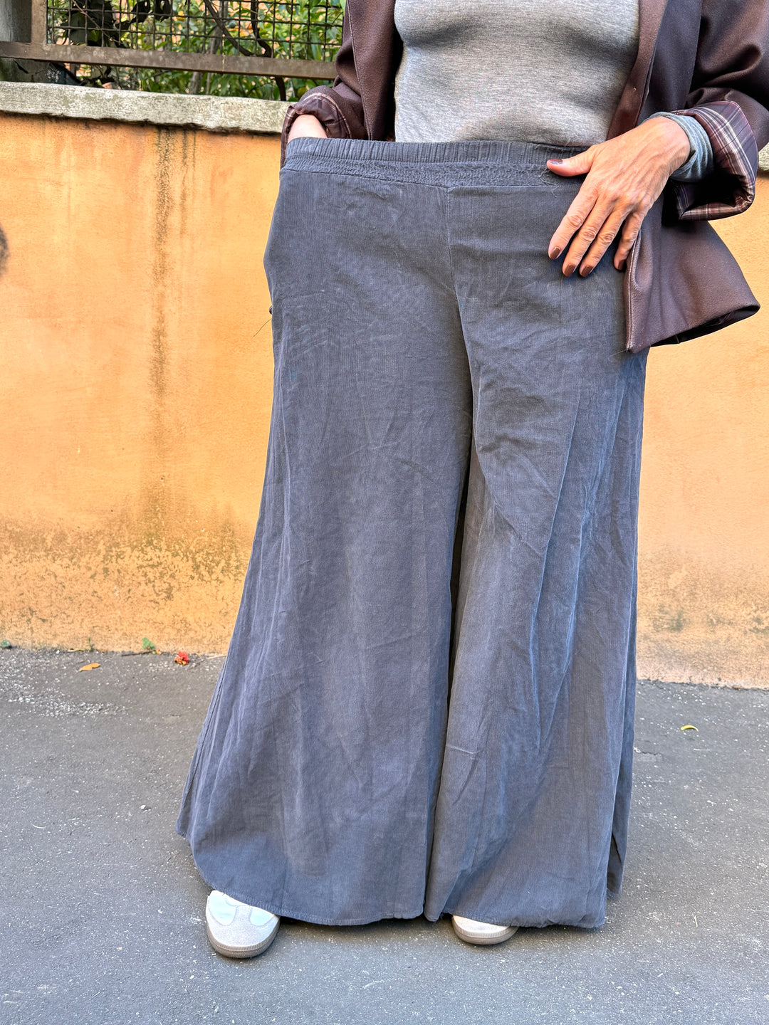 Pantalone palazzo millerighe velluto
