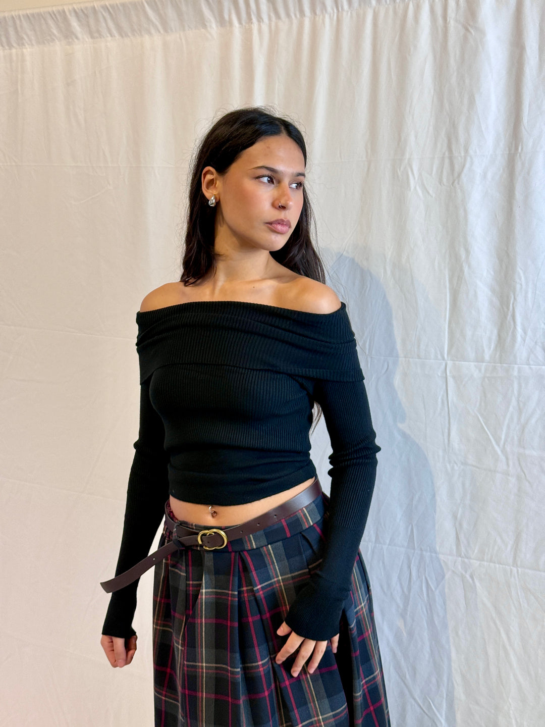 Pull spalla nuda 24376