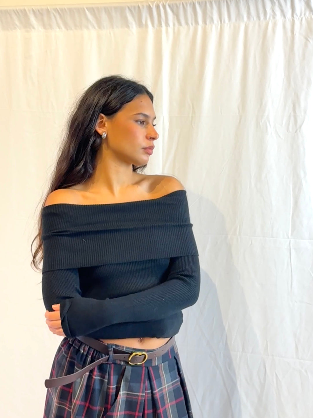 Pull spalla nuda 24376