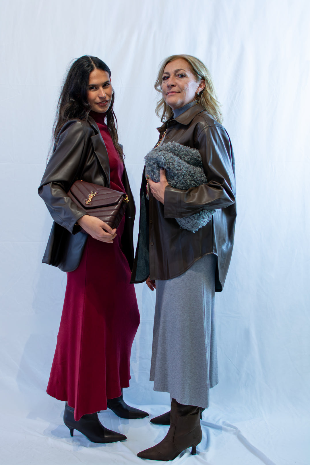 Completo in maglia maniche corte  con gonna 5341