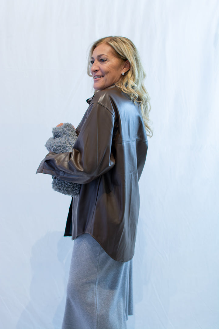 Completo in maglia maniche corte  con gonna 5341