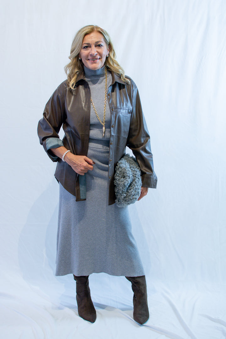 Completo in maglia maniche corte  con gonna 5341