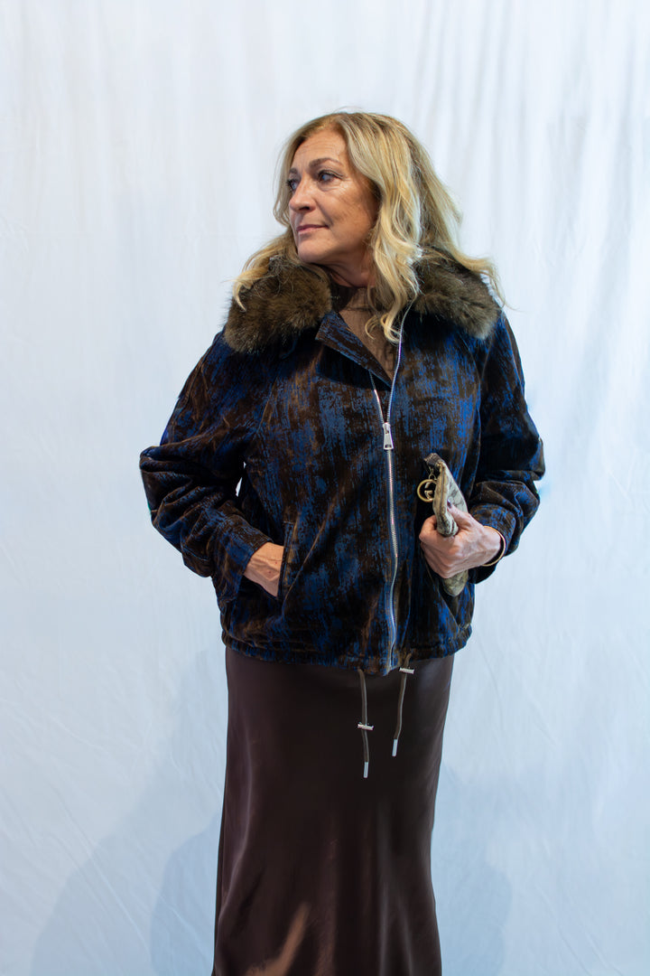 Luxury|Giaccone bomber in velluto con profili in eco fur