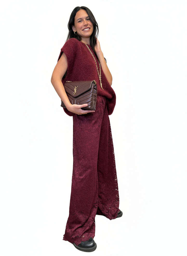 Pantaloni palazzo in pizzo vino