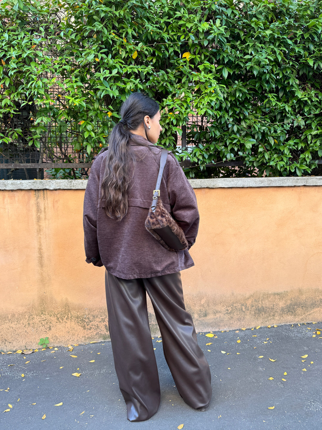 Pantalone eco pelle marrone