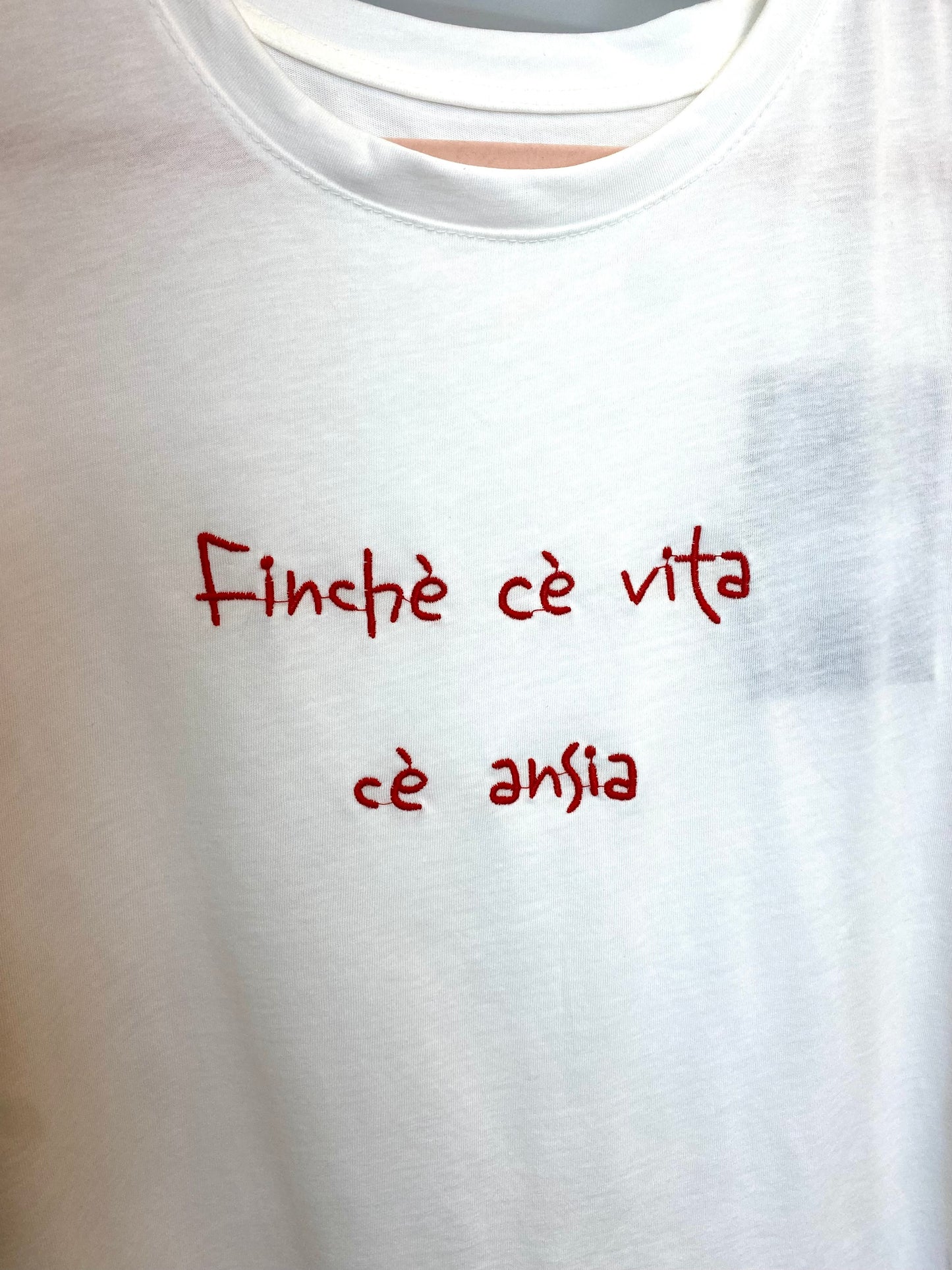 T-Shirt scritte varie ricamate